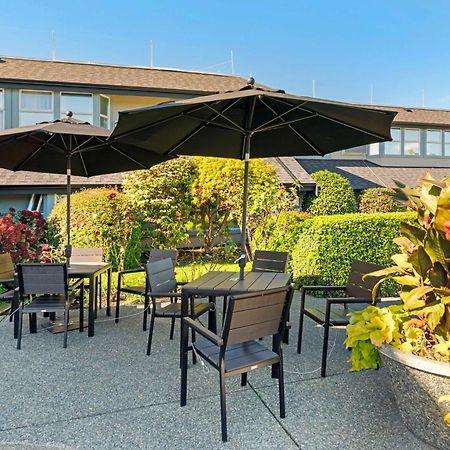 Best Western Plus Emerald Isle Hotel Sidney Buitenkant foto