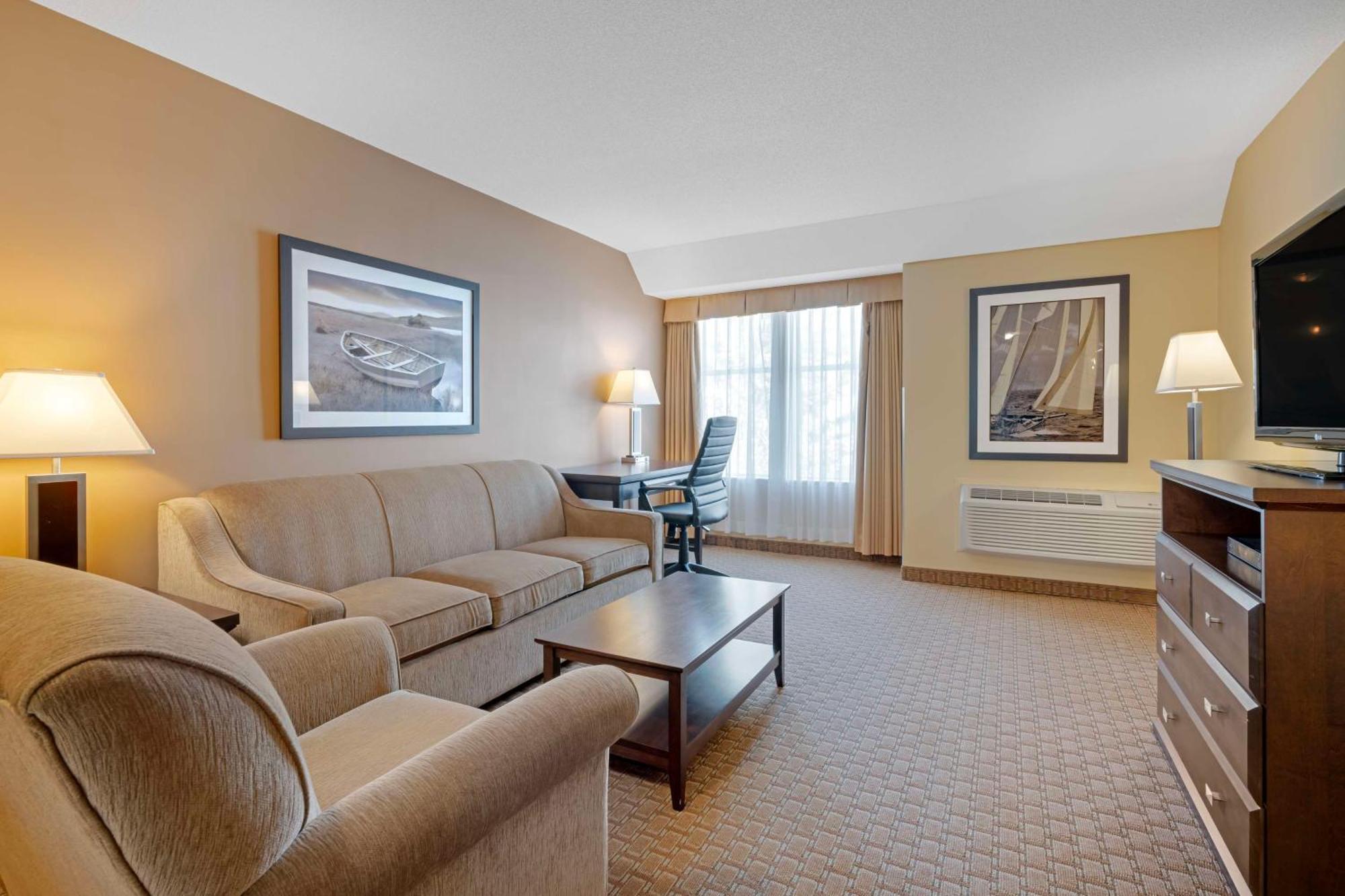 Best Western Plus Emerald Isle Hotel Sidney Buitenkant foto