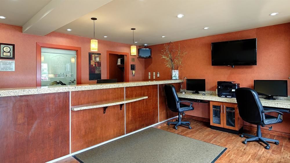 Best Western Plus Emerald Isle Hotel Sidney Buitenkant foto